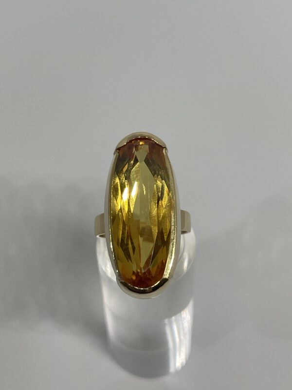 Sortija de Oro Amarillo 18 Quilates. - Imagen 4