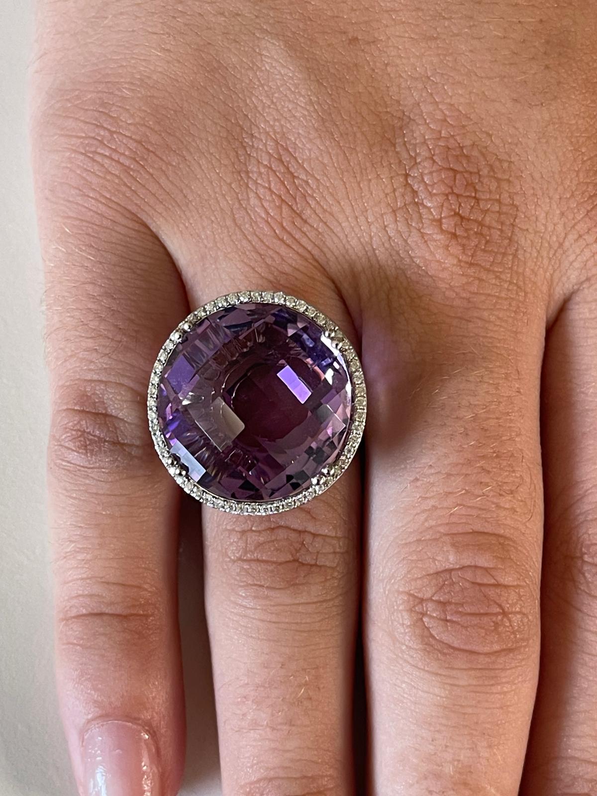 Sortija de Oro Blanco con Amatista y Diamantes. - Imagen 9