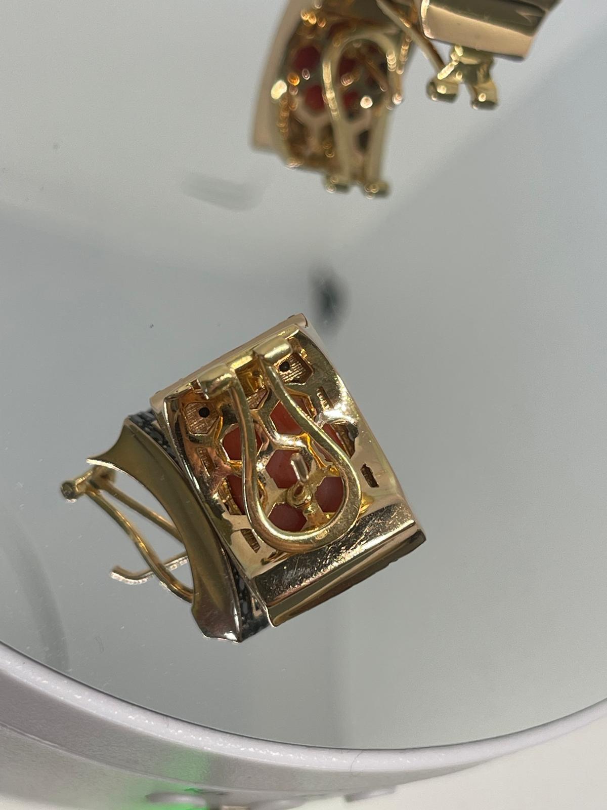 Pendientes de Oro con Diamantes Negros y Coral. - Imagen 5