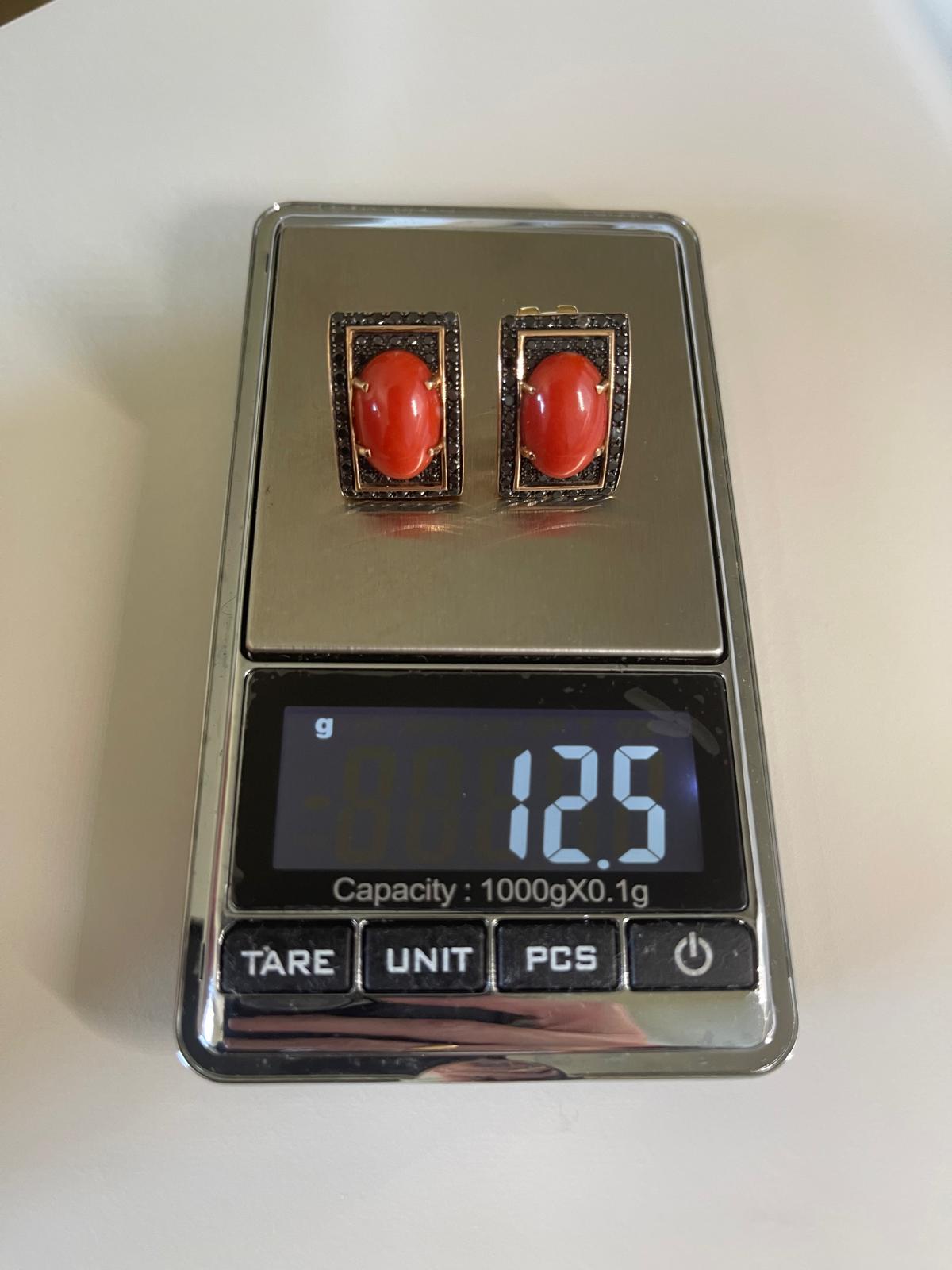 Pendientes de Oro con Diamantes Negros y Coral. - Imagen 6