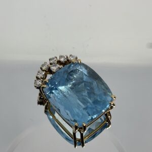 Colgante de Aguamarina Imperial de 25ct y Diamantes.
