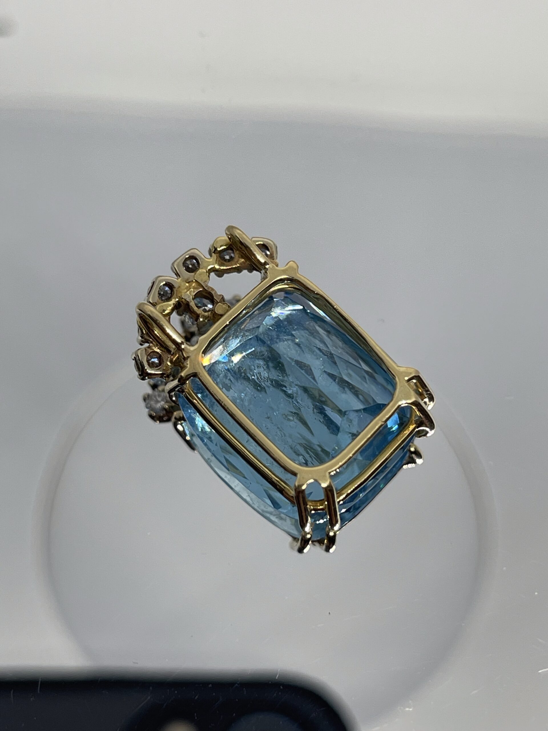 Colgante de Aguamarina Imperial de 25ct y Diamantes. - Imagen 4