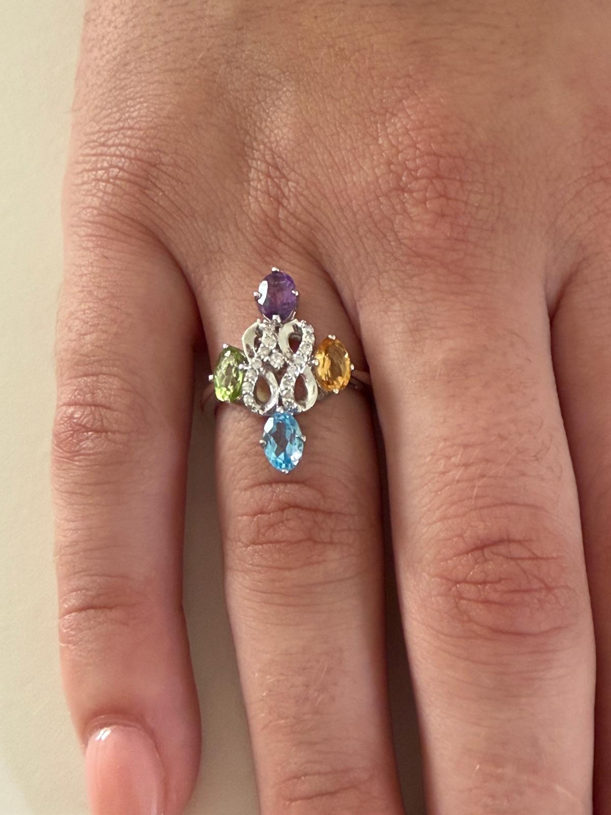 Sortija de oro , Diamantes y Piedras Preciosas - Imagen 3